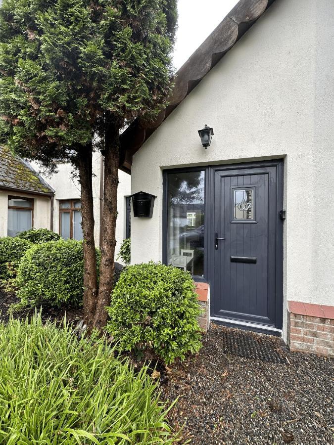 Tully'S Home, Tulfarris Village, Wicklow Blessington Exterior photo