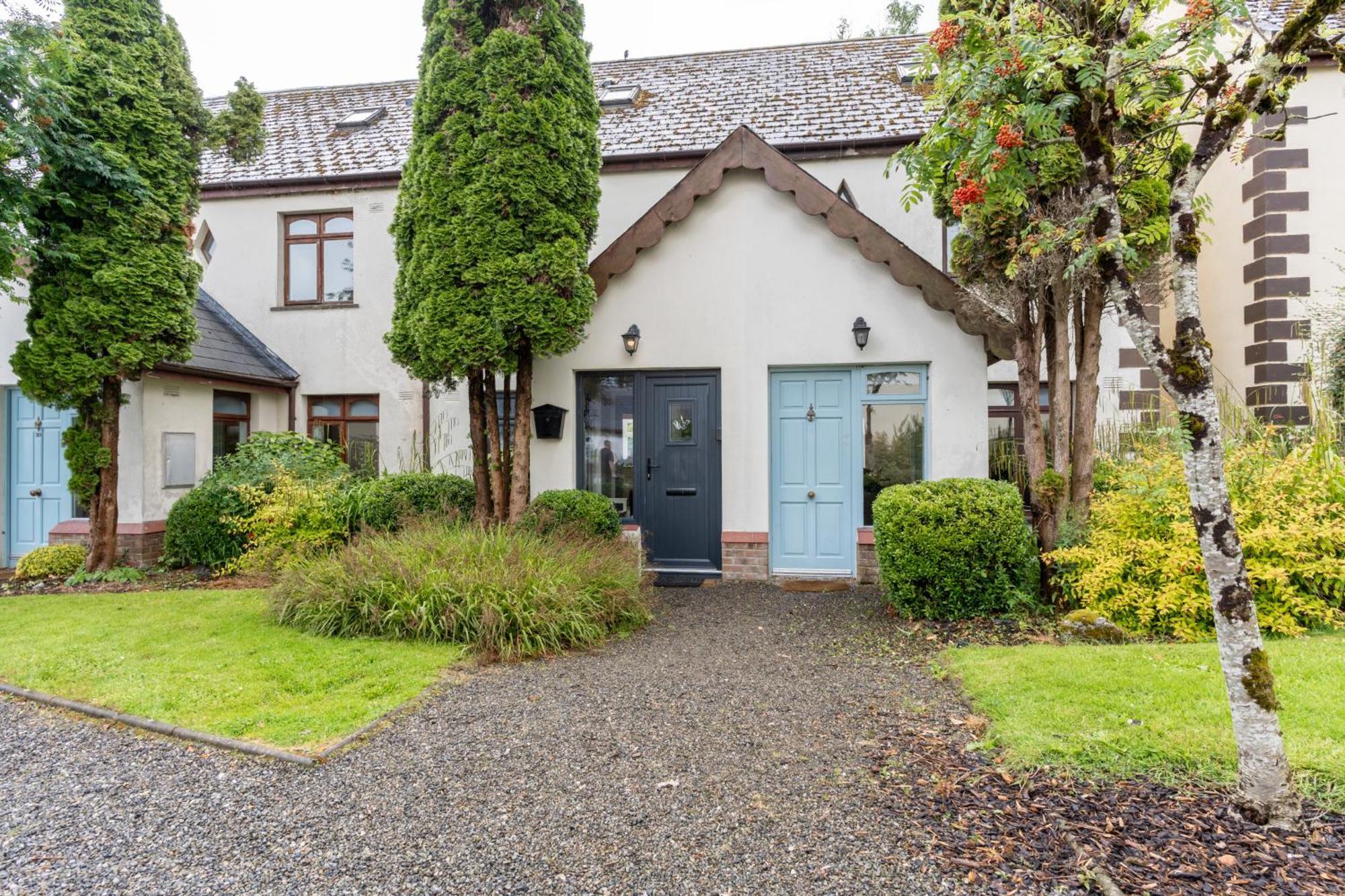Tully'S Home, Tulfarris Village, Wicklow Blessington Exterior photo